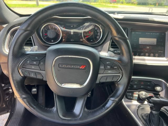 Used 2016 Dodge Challenger R/T Scat Pack RWD image 16