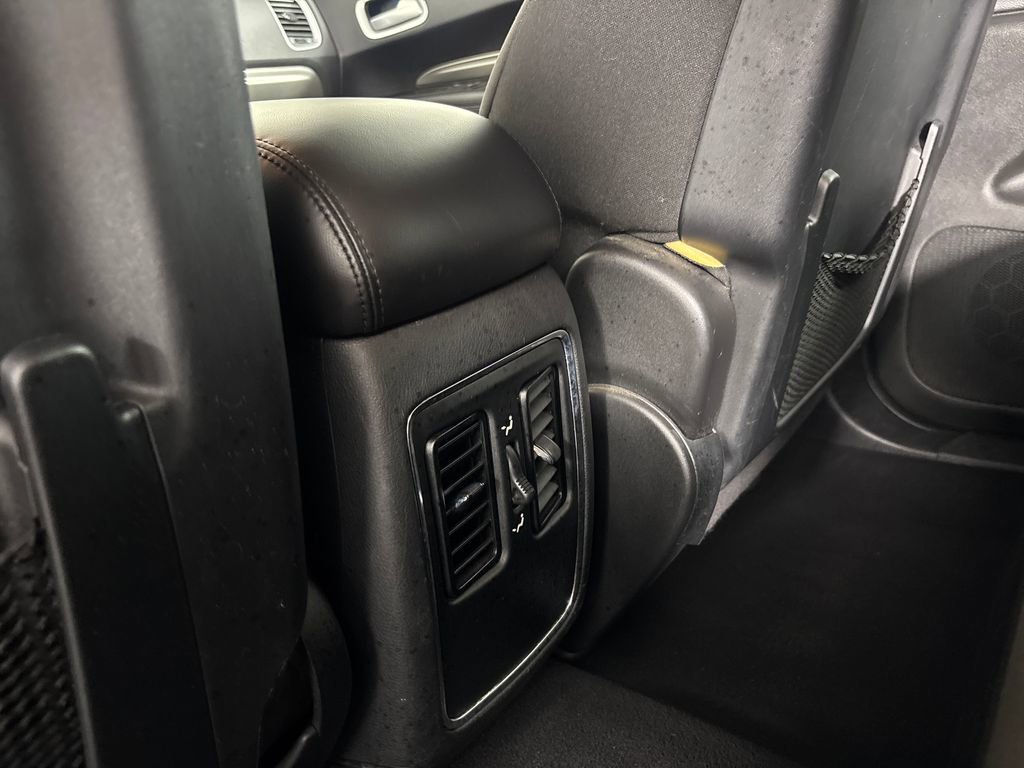 Used 2020 Dodge Durango SXT w/ 3rd Row Seating Group image 28