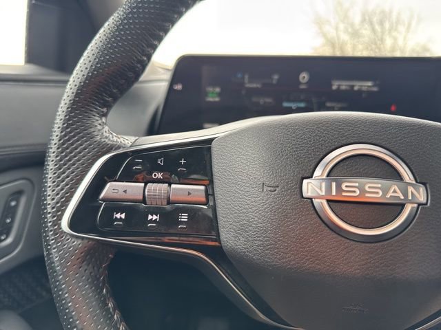 Used 2024 Nissan Ariya AWD image 18
