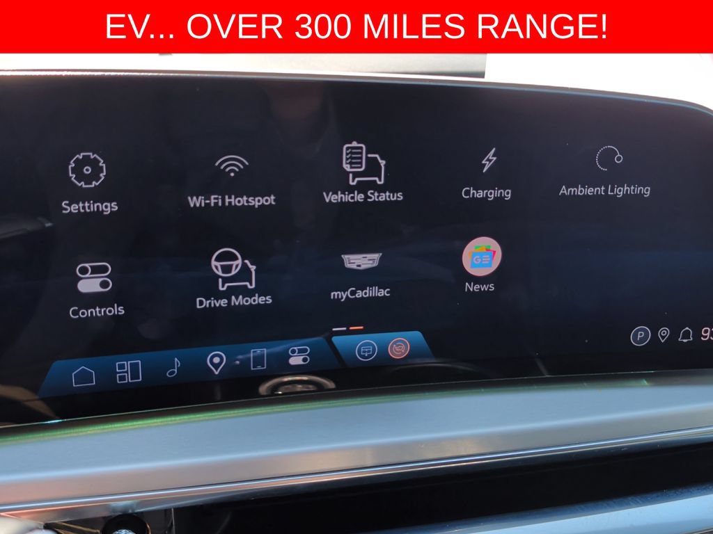 Used 2024 Cadillac Lyriq Luxury w/ LPO, Floor Liner Package AWD/4WD image 20