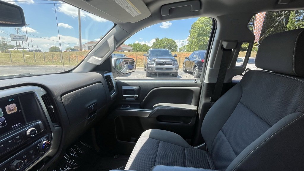 Used 2018 Chevrolet Silverado 1500 LT w/ All Star Edition image 14