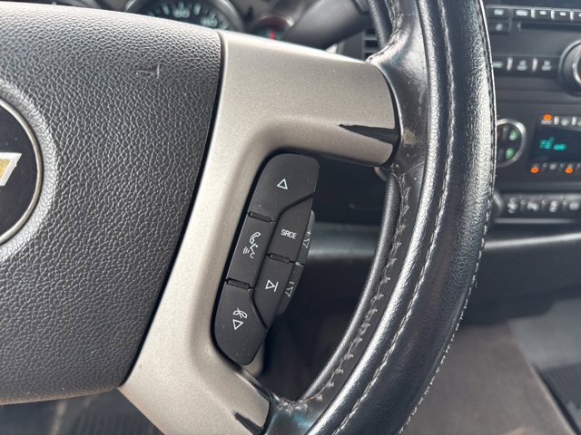Used 2014 Chevrolet Silverado 2500 LT w/ Z71 Appearance Package AWD/4WD image 17