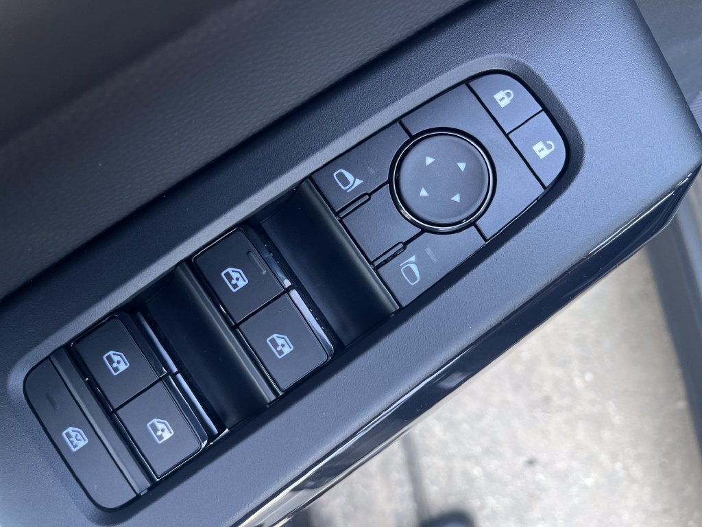 New 2026 Nissan Pathfinder SV AWD/4WD image 11