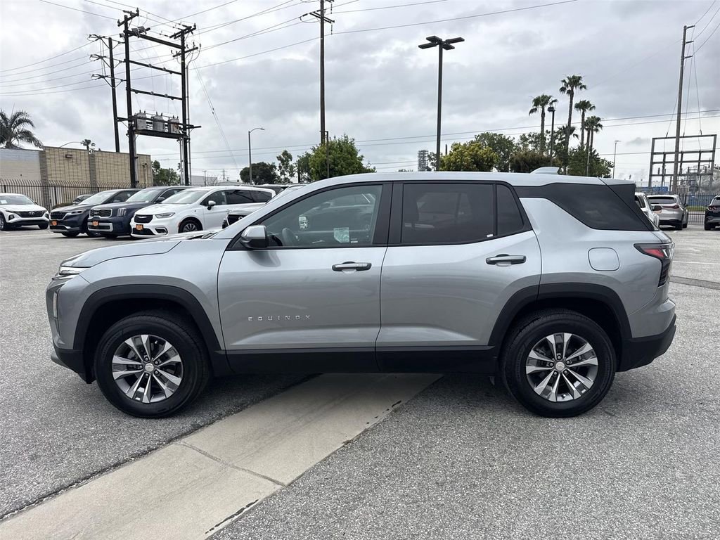 Used 2025 Chevrolet Equinox LT image 6