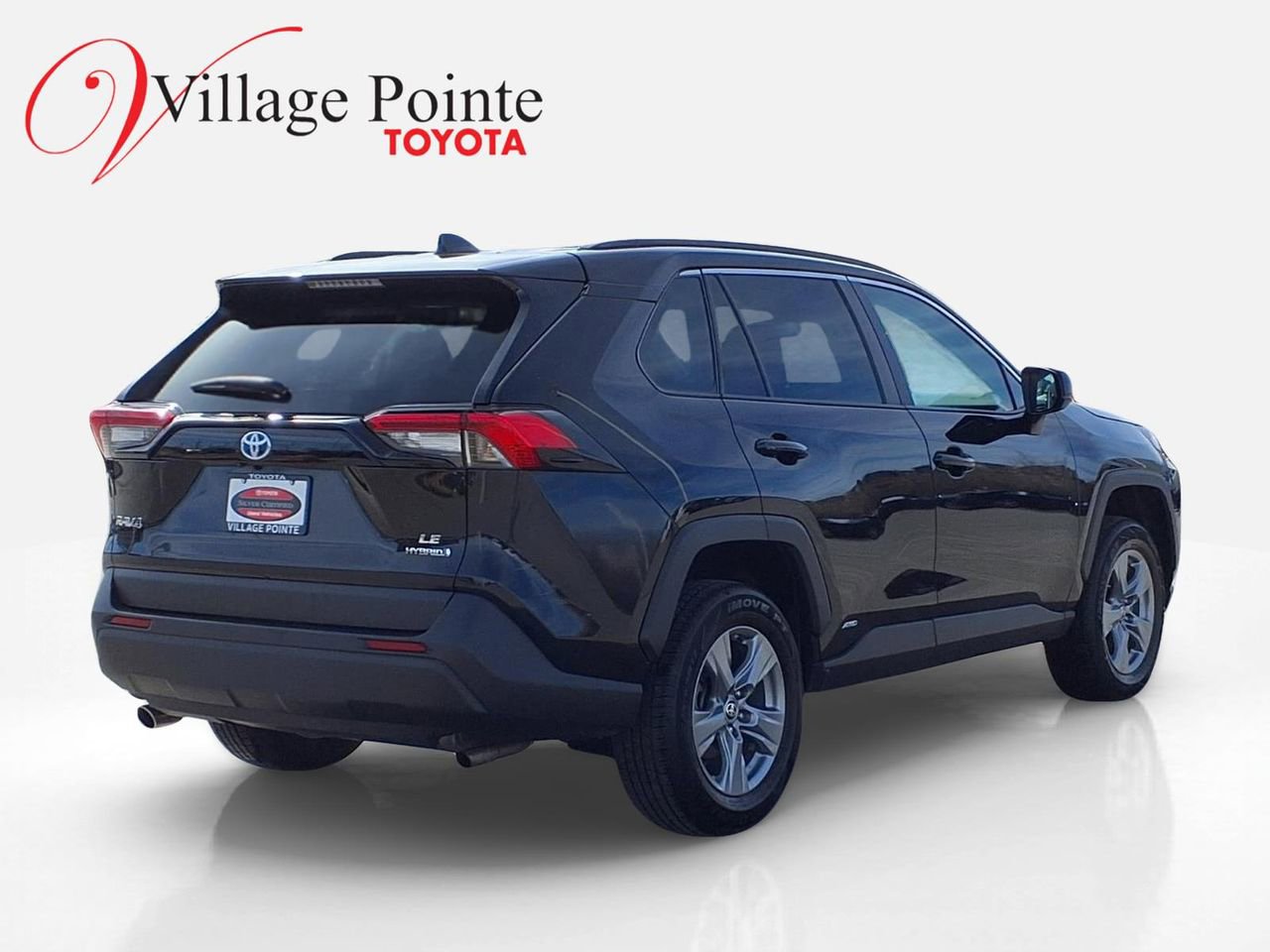 Used 2023 Toyota RAV4 LE image 7