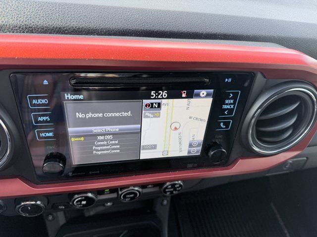 Used 2018 Toyota Tacoma TRD Sport w/ Technology Package AWD/4WD image 13