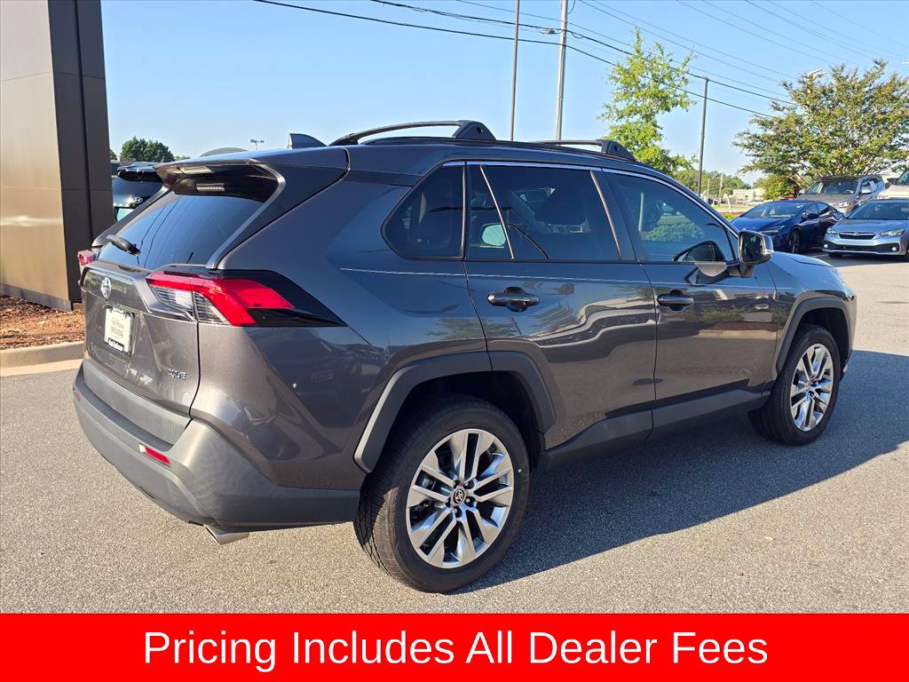 Used 2023 Toyota RAV4 XLE Premium FWD image 3