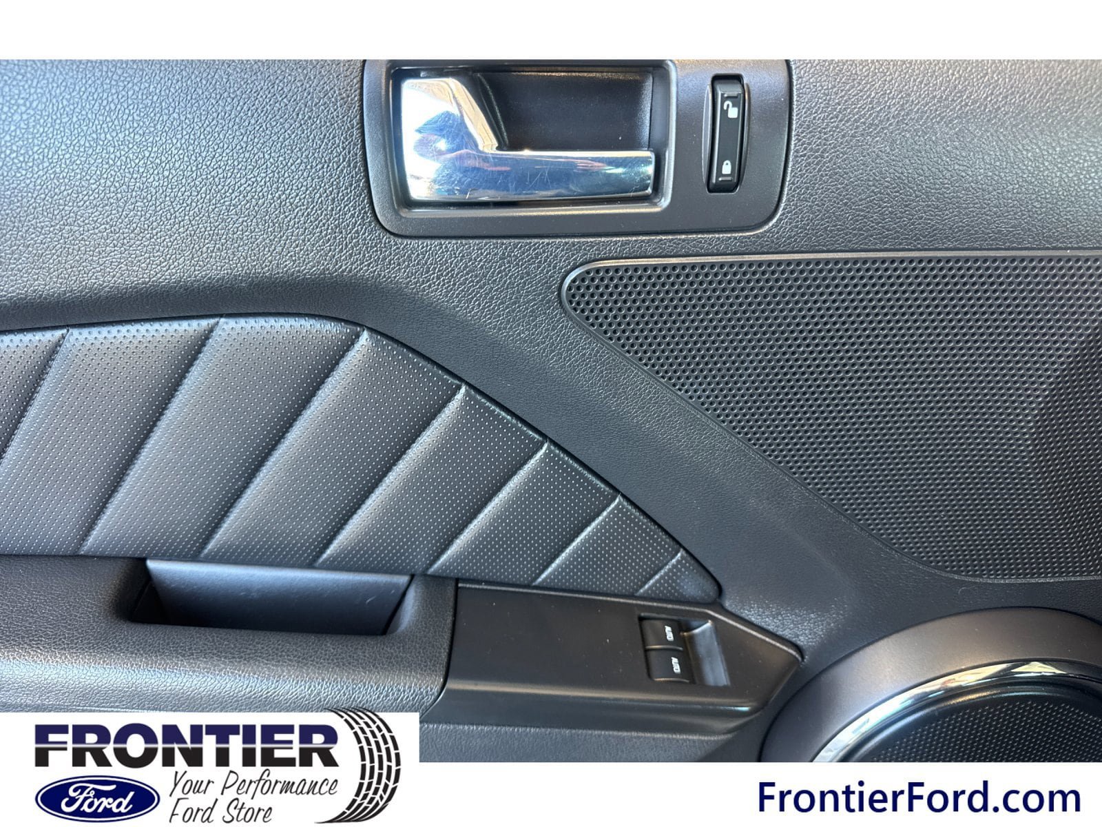 Used 2014 Ford Mustang GT Premium w/ Electronics Package RWD image 12