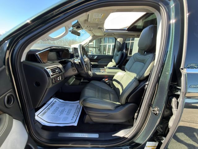 Used 2022 Lincoln Navigator Black Label AWD/4WD image 25