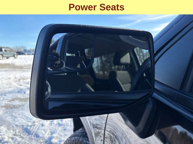 Used 2024 GMC Sierra 1500 Elevation w/ LPO, Elevation Black Package image 8