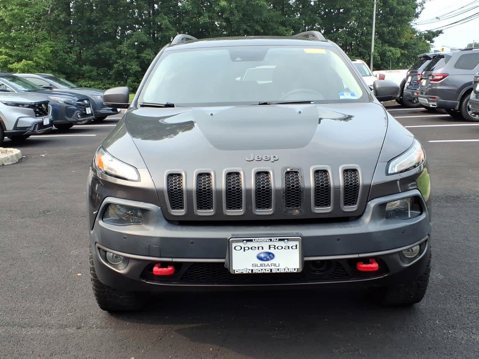 Used 2014 Jeep Cherokee Trailhawk w/ Technology Group AWD/4WD image 2