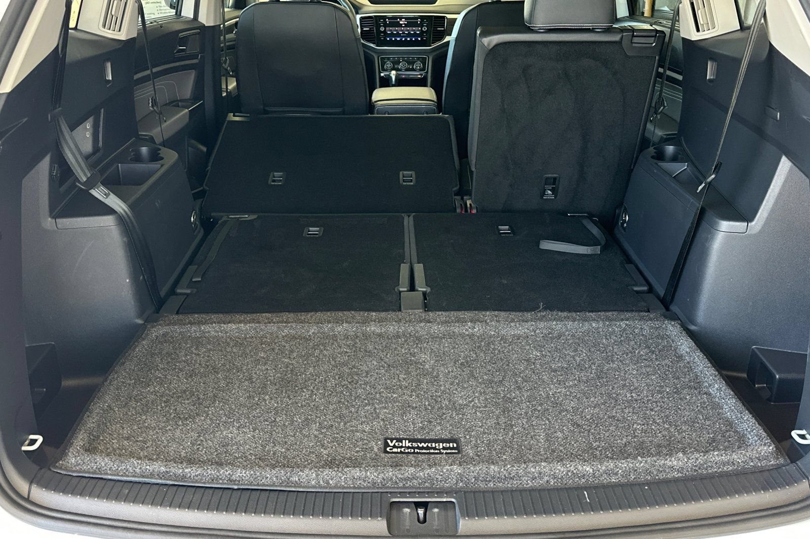 Used 2023 Volkswagen Atlas SE w/ Panoramic Sunroof Package FWD image 16