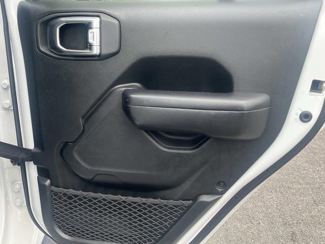 Used 2020 Jeep Gladiator Rubicon image 12