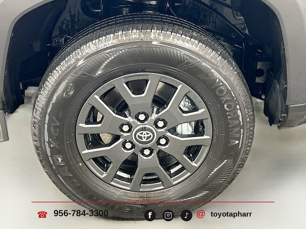 New 2026 Toyota 4Runner SR5 AWD/4WD image 9