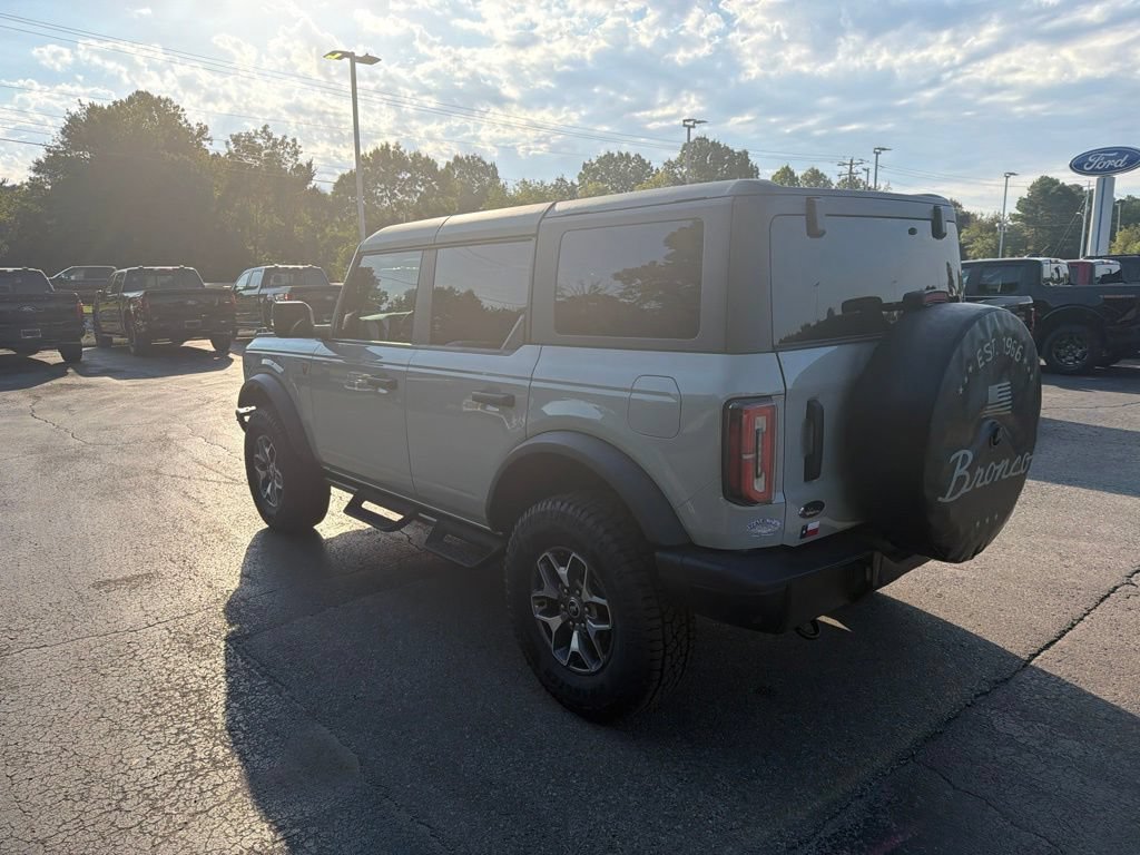 Used 2024 Ford Bronco Badlands AWD/4WD image 5