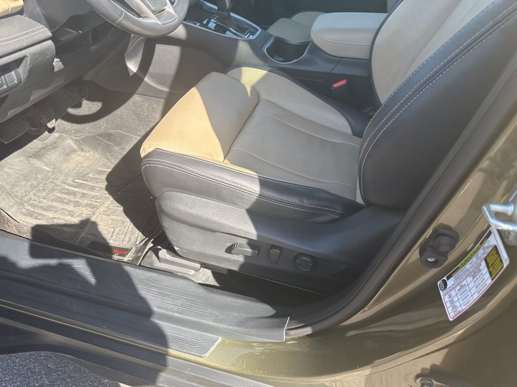 Used 2022 Subaru Outback Limited XT image 11