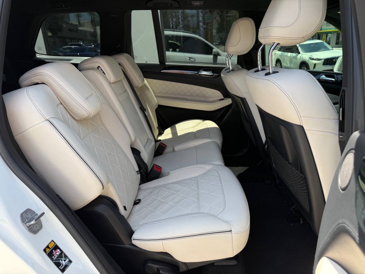 Used 2019 Mercedes-Benz GLS 450 4MATIC image 36