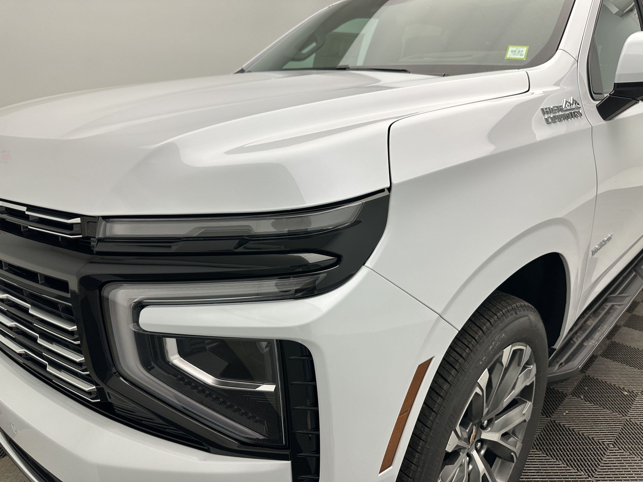New 2026 Chevrolet Tahoe High Country w/ Sun And Tow Package AWD/4WD image 12