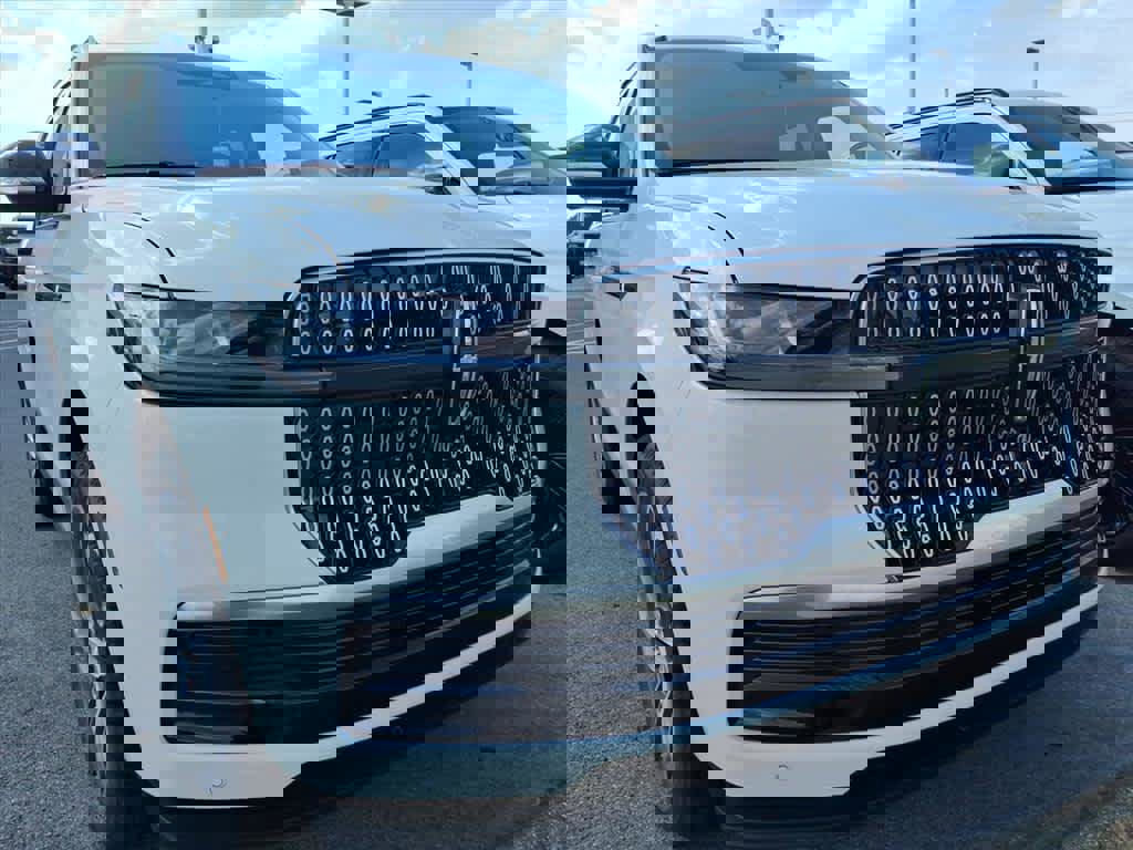 New 2025 Lincoln Navigator Reserve image 21