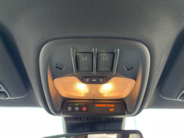 Used 2024 GMC Canyon AT4X image 28