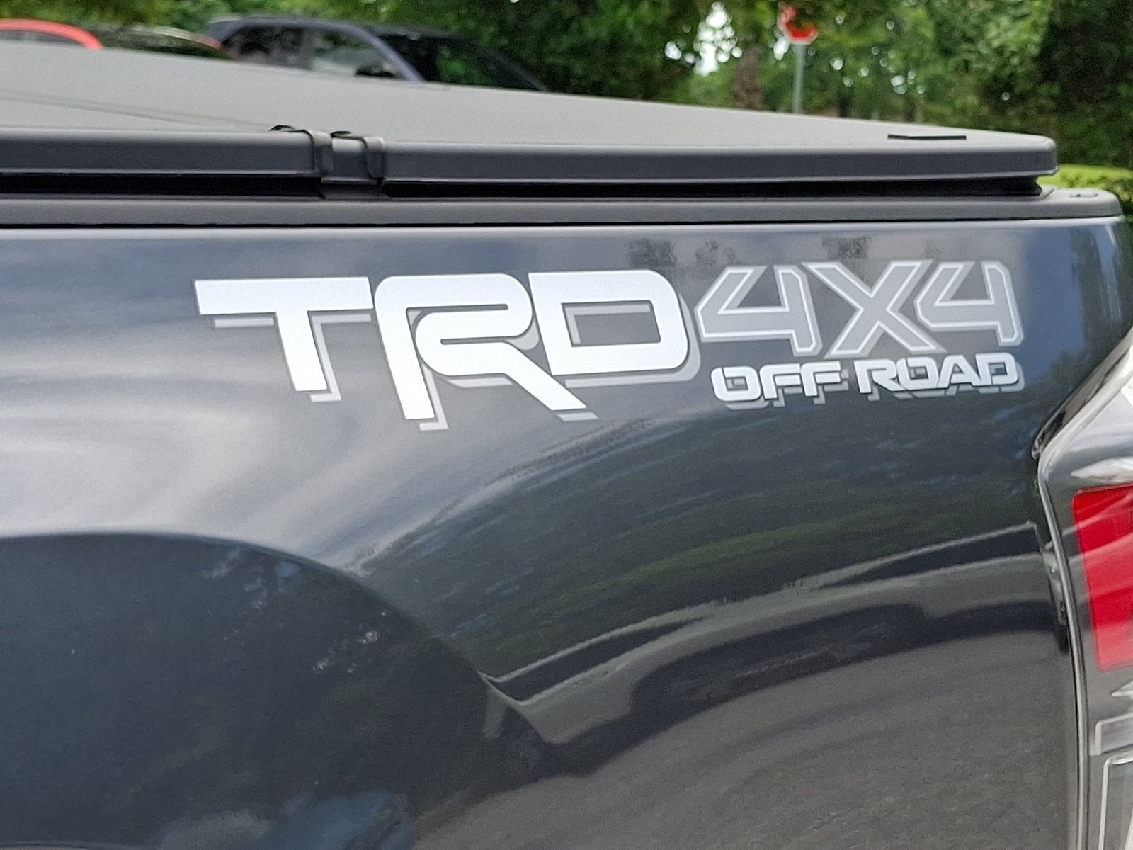 Used 2023 Toyota Tacoma TRD Off-Road w/ TRD Premium Off Road Package AWD/4WD image 33
