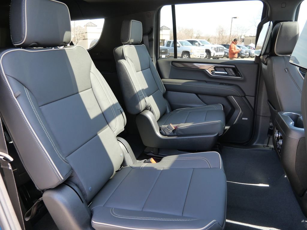 New 2026 GMC Yukon XL Elevation w/ Elevation Premium Package AWD/4WD image 28