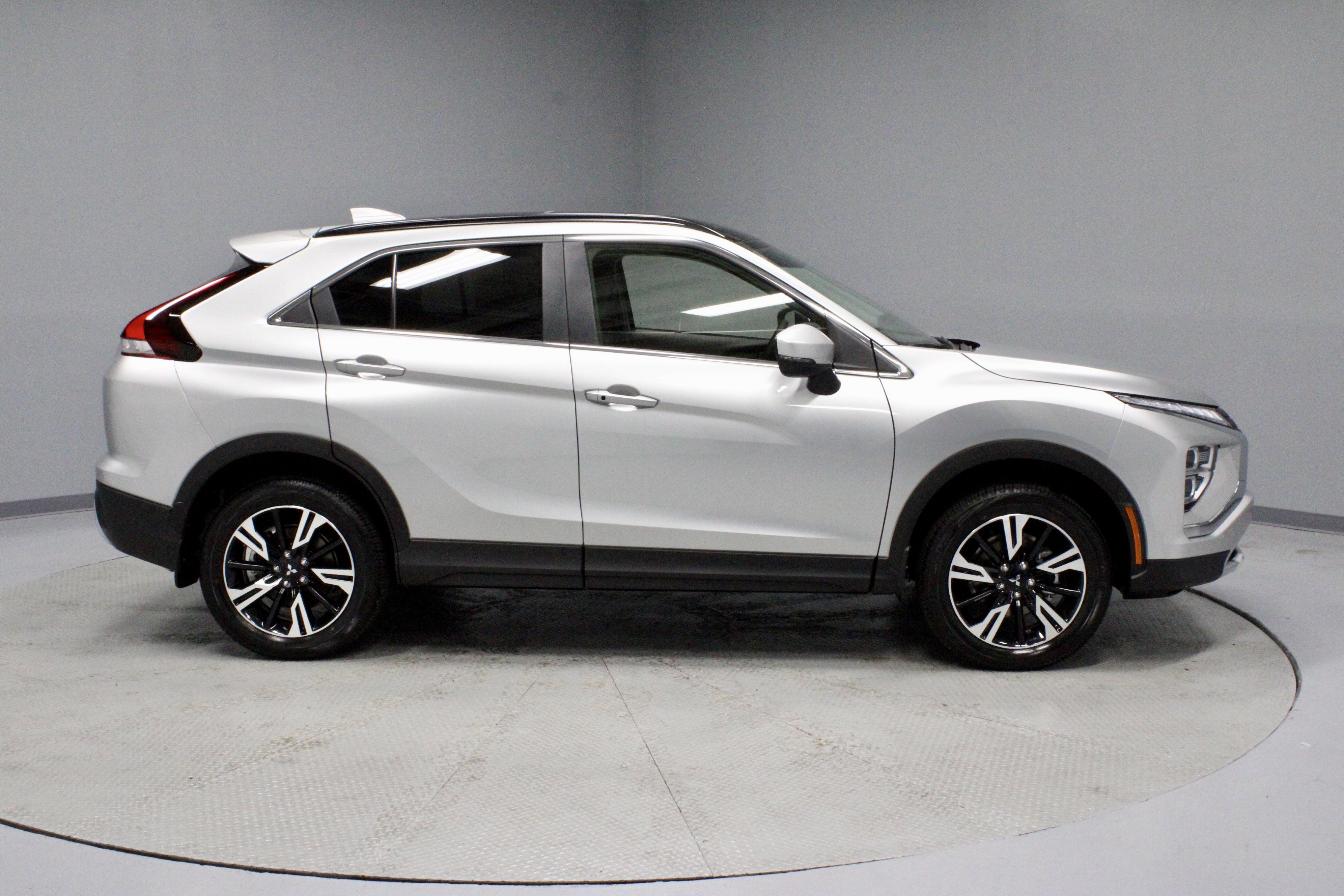 New 2026 Mitsubishi Eclipse Cross SE image 9