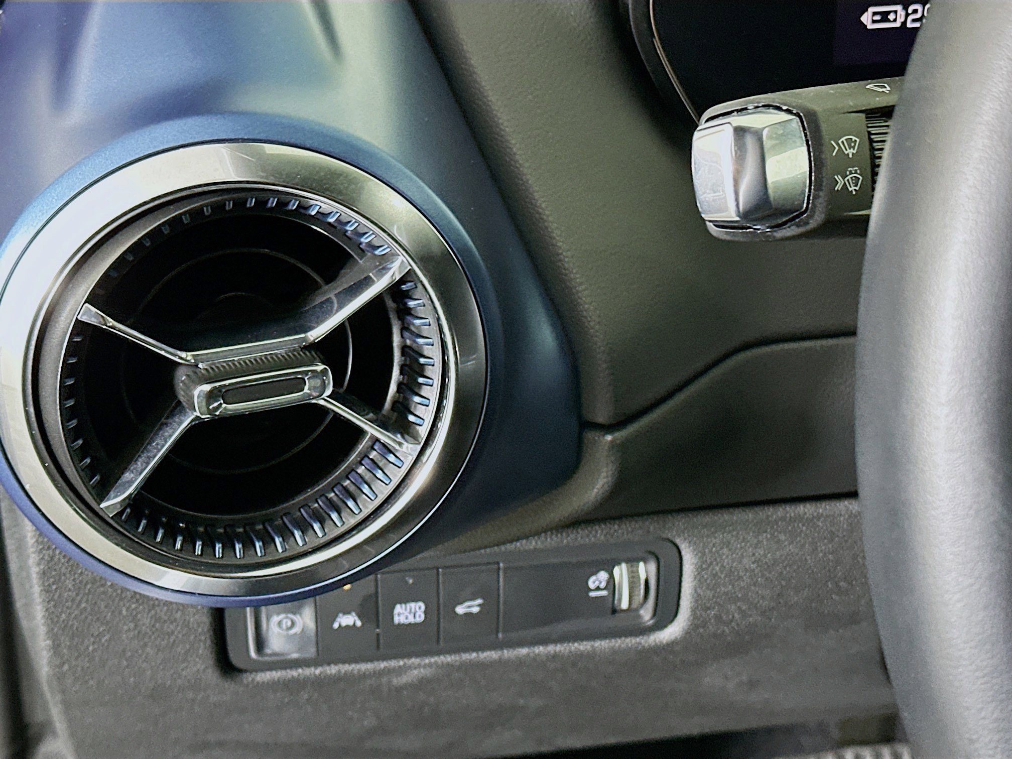 Used 2024 Chevrolet Equinox EV LT image 17