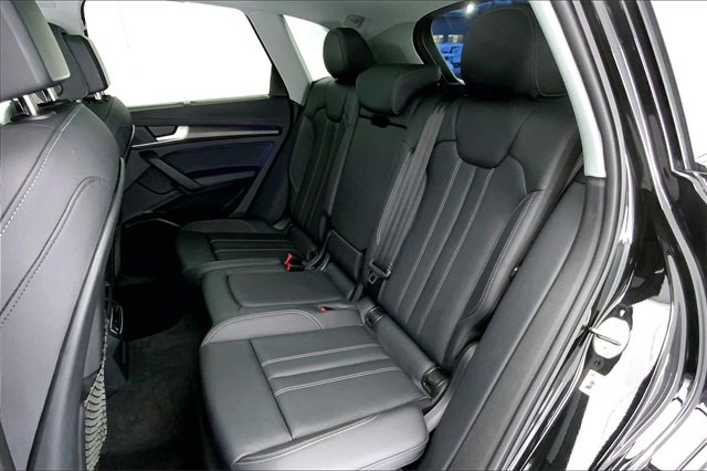 Used 2023 Audi Q5 2.0T Prestige w/ Prestige Package image 26
