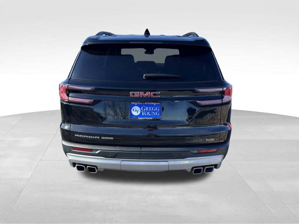 Used 2024 GMC Acadia Elevation image 5