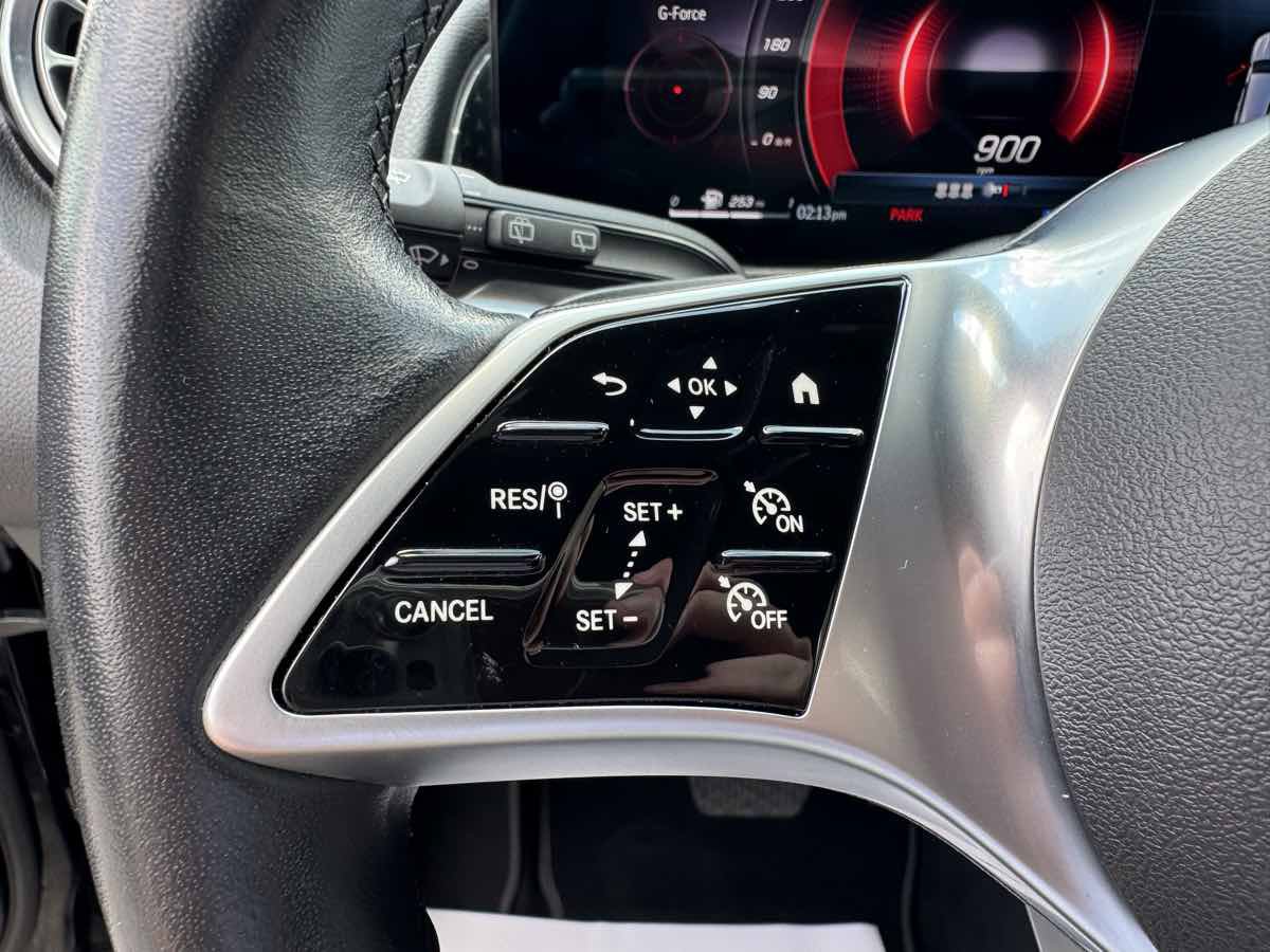 Used 2025 Mercedes-Benz GLB 250 image 18