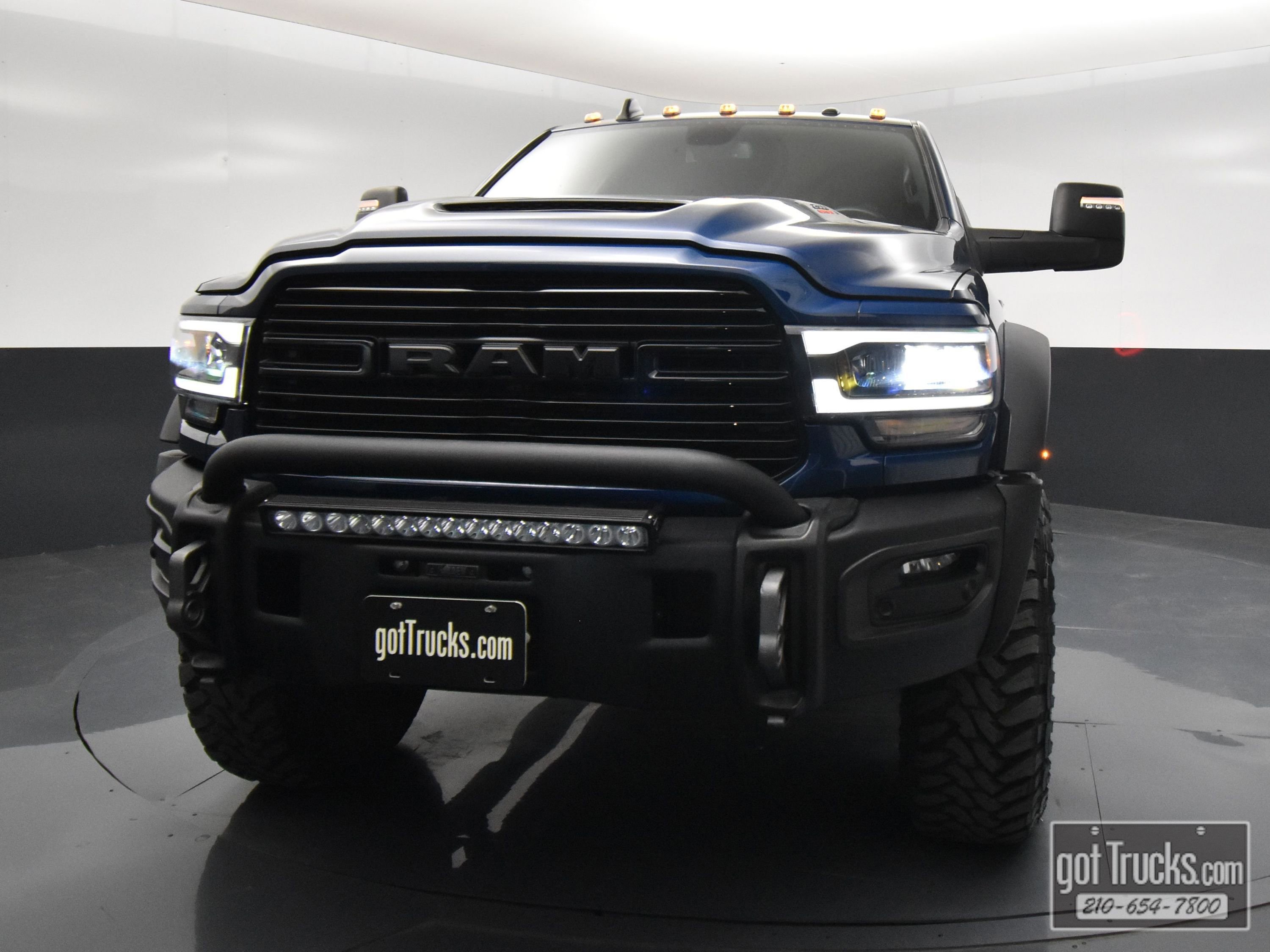 Used 2023 RAM 2500 Laramie w/ Night Edition image 49