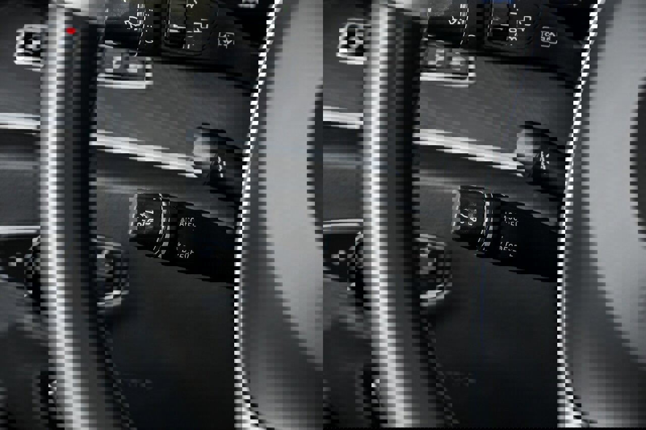 Used 2018 Mercedes-Benz E 63 AMG S image 30