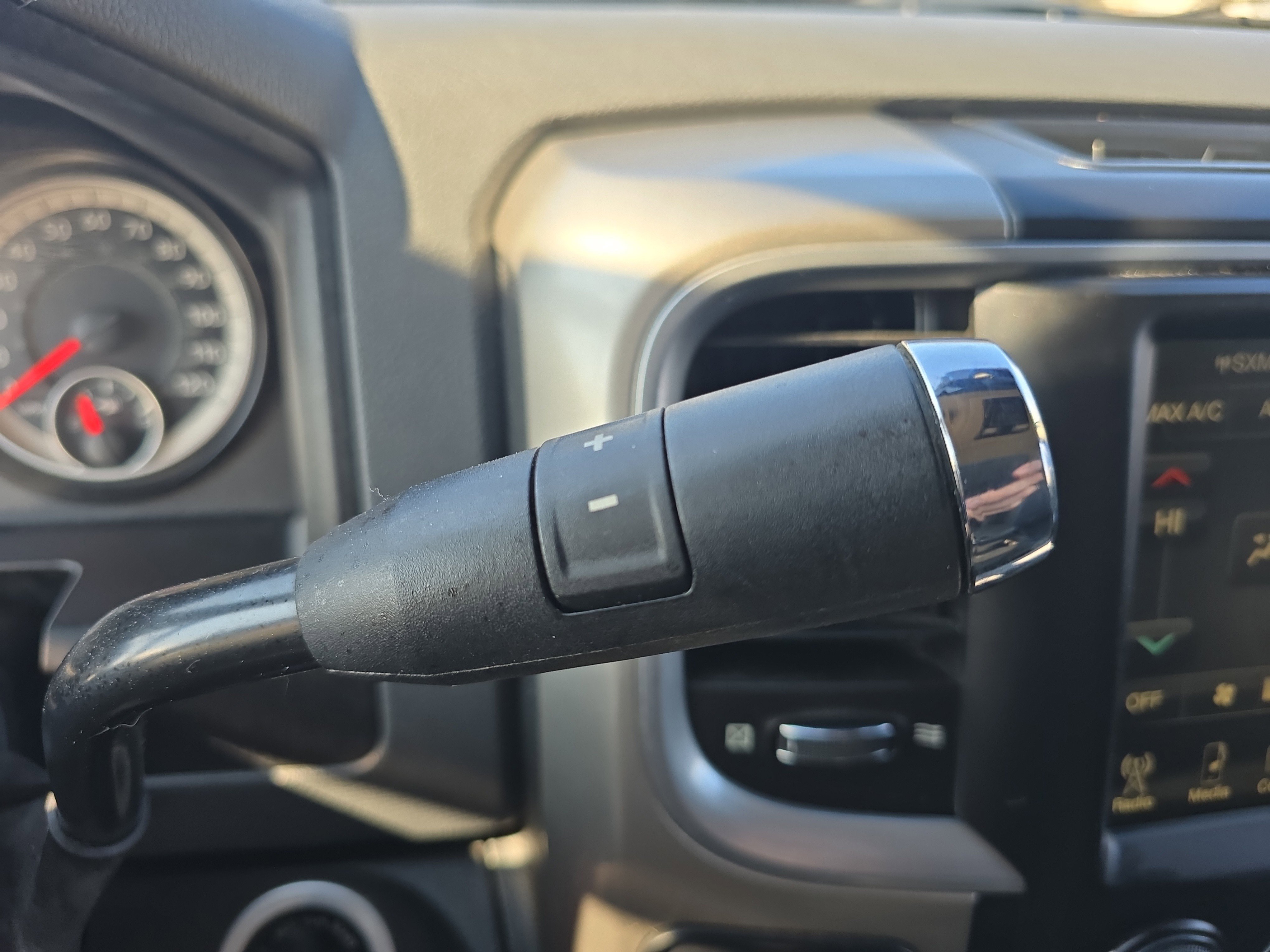 Used 2017 RAM 2500 SLT w/ Snow Chief Group image 26