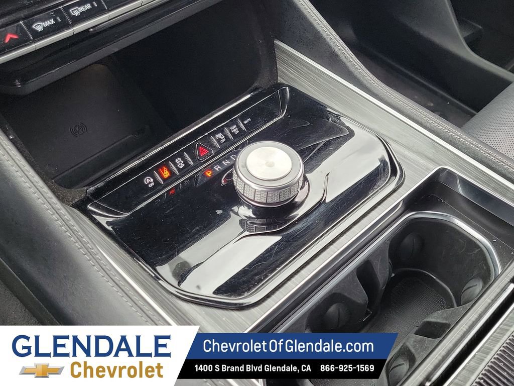 Used 2024 Jeep Wagoneer L Series II RWD image 27