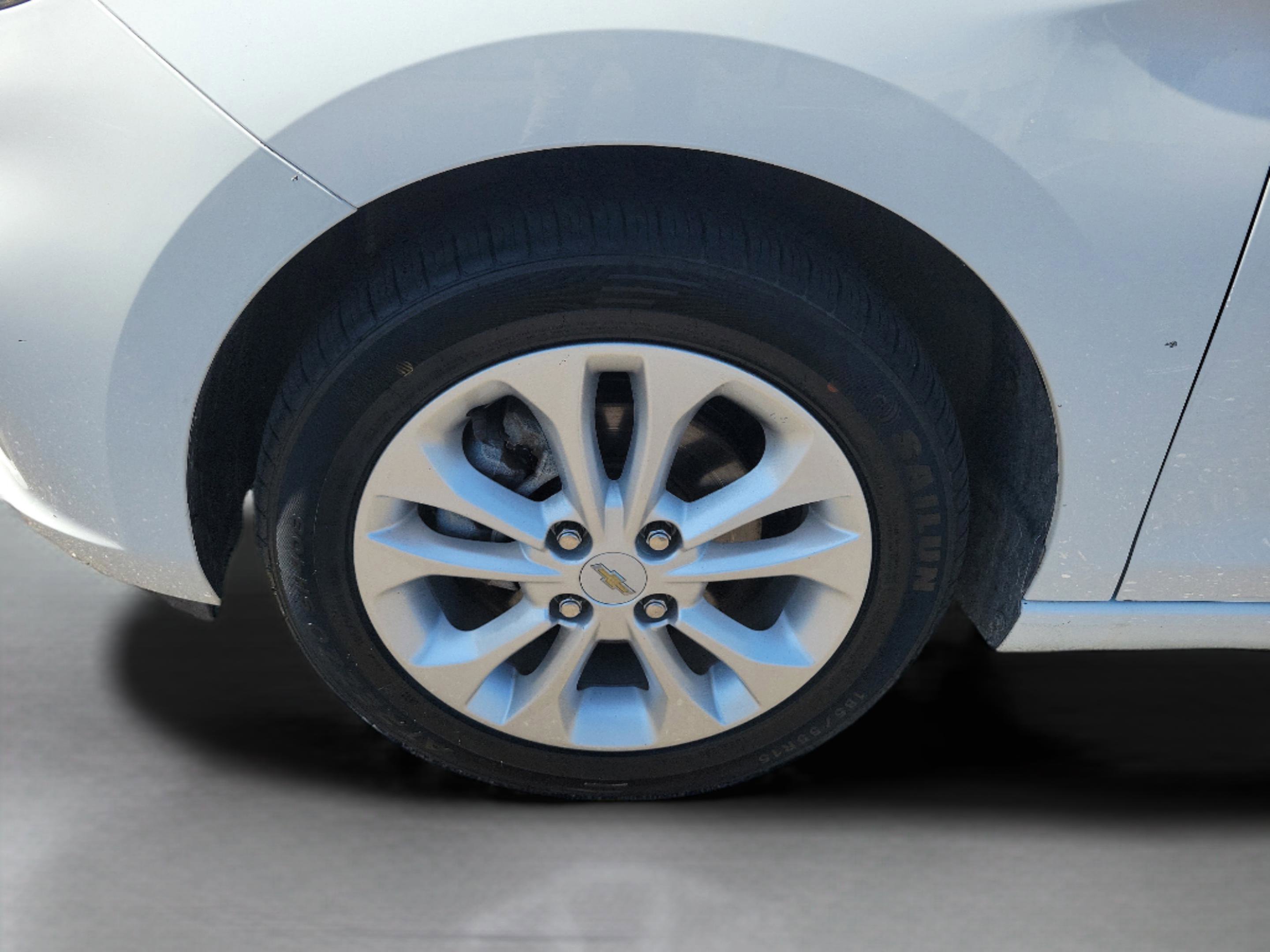 Used 2020 Chevrolet Spark LT FWD image 34