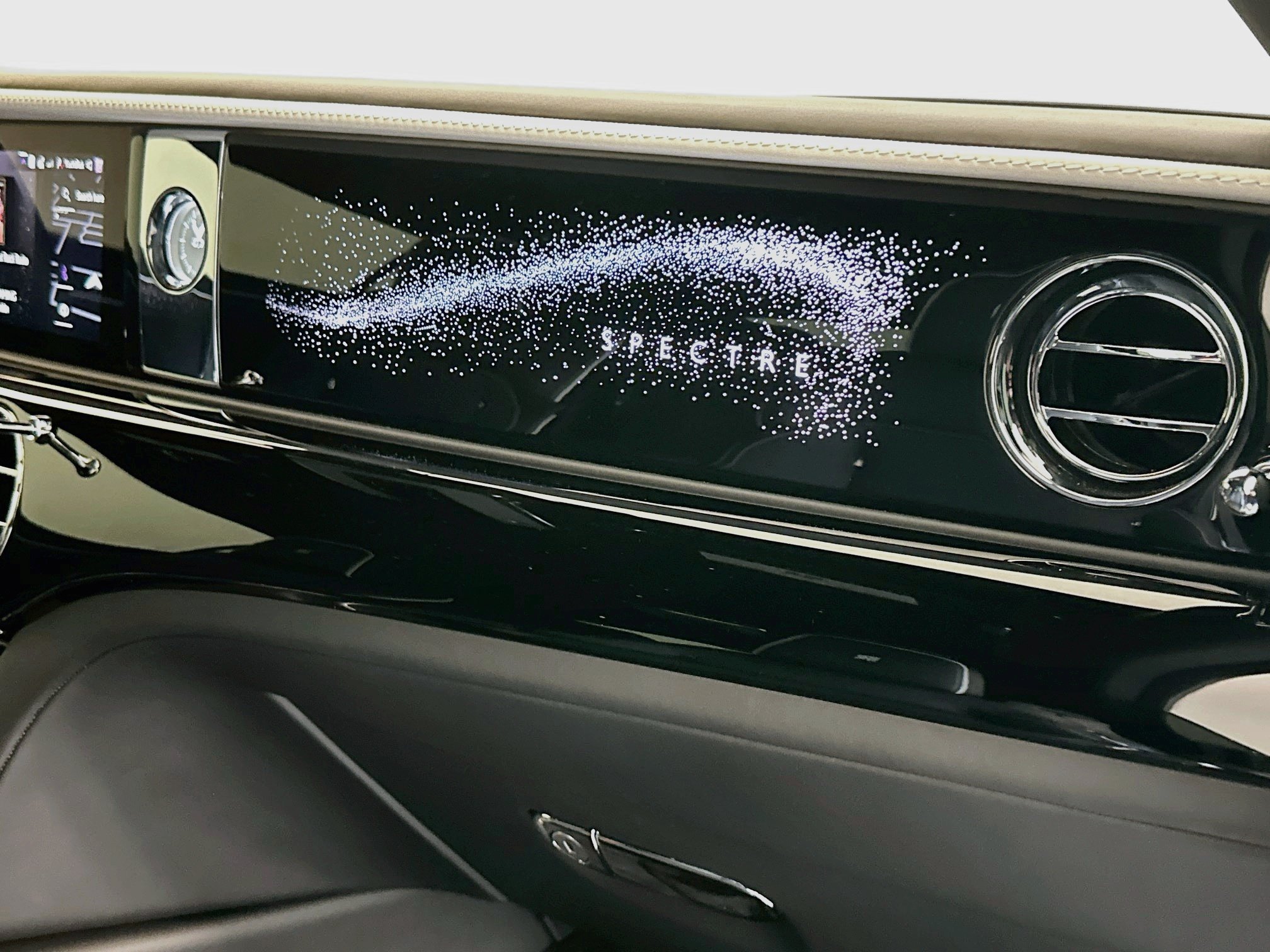 Used 2024 Rolls-Royce Spectre w/ Spectre Launch Package AWD/4WD image 29