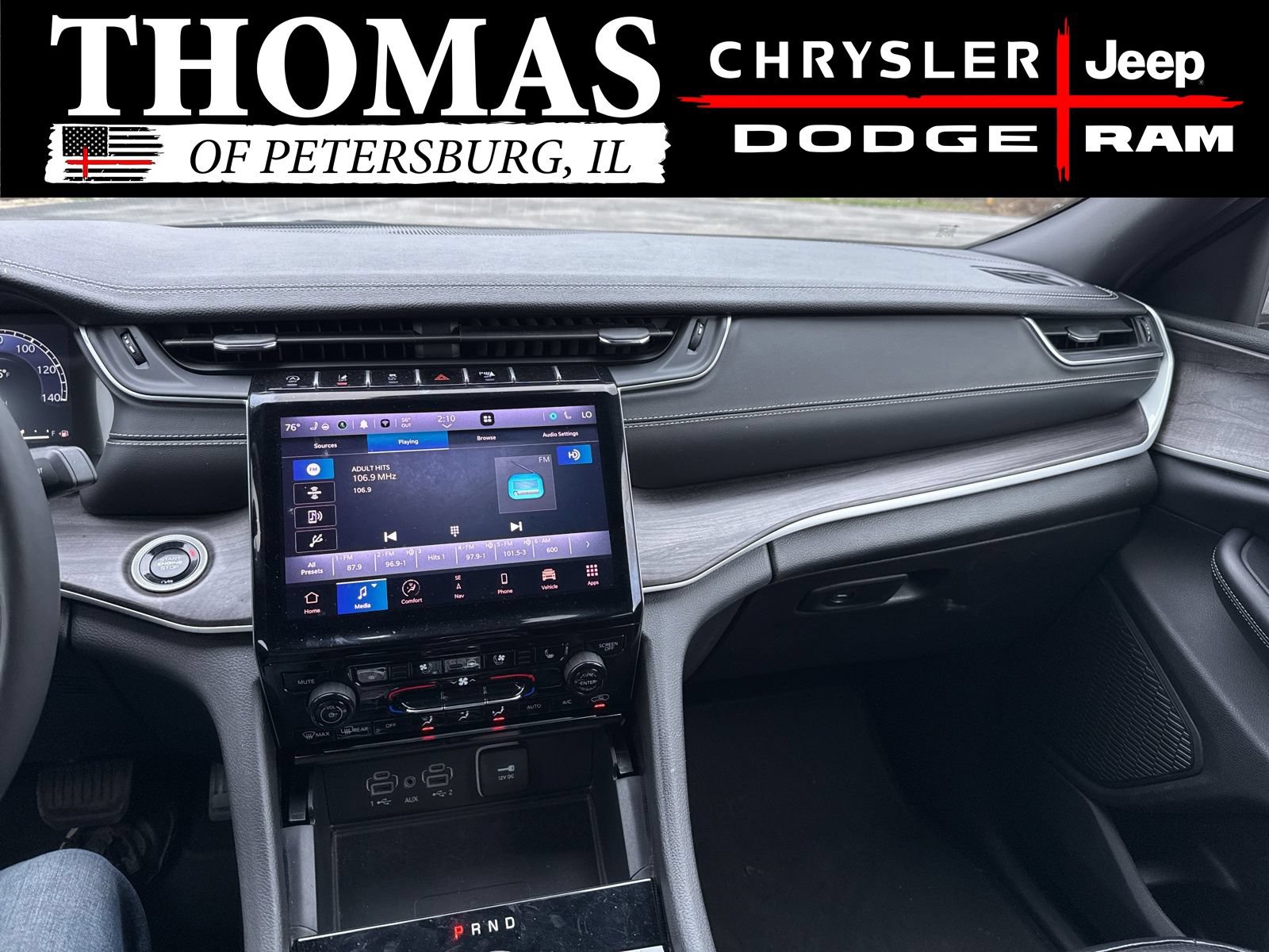 Used 2024 Jeep Grand Cherokee L Limited w/ Luxury Tech Group II AWD/4WD image 15