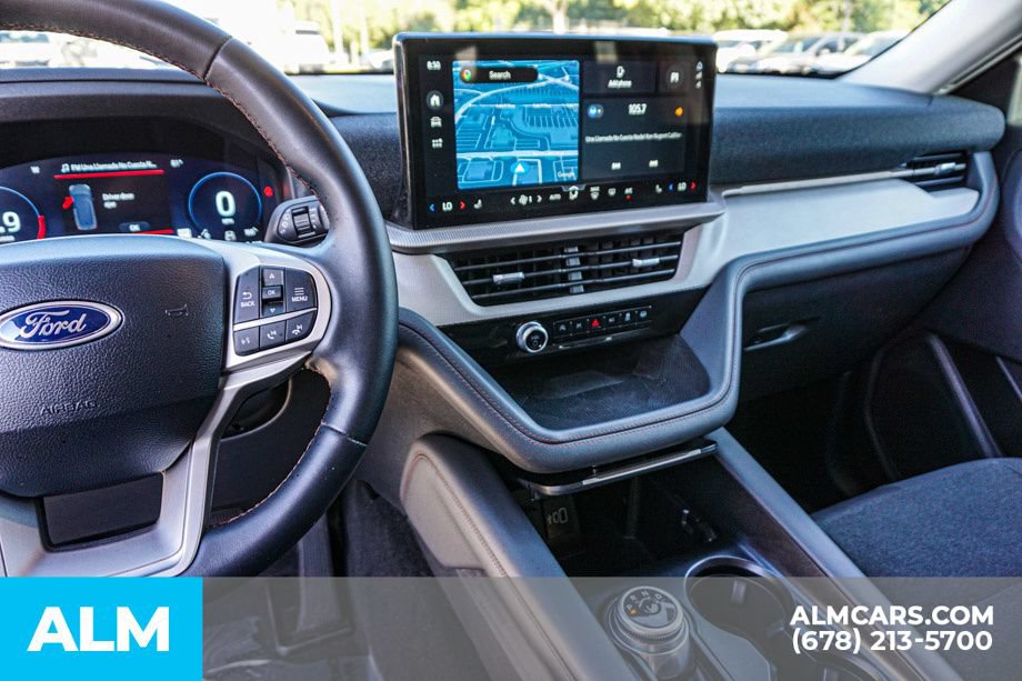 Used 2025 Ford Explorer Active RWD image 33