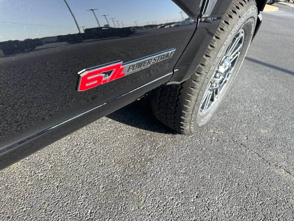 New 2025 Ford F250 Platinum w/ Platinum Plus Package image 27