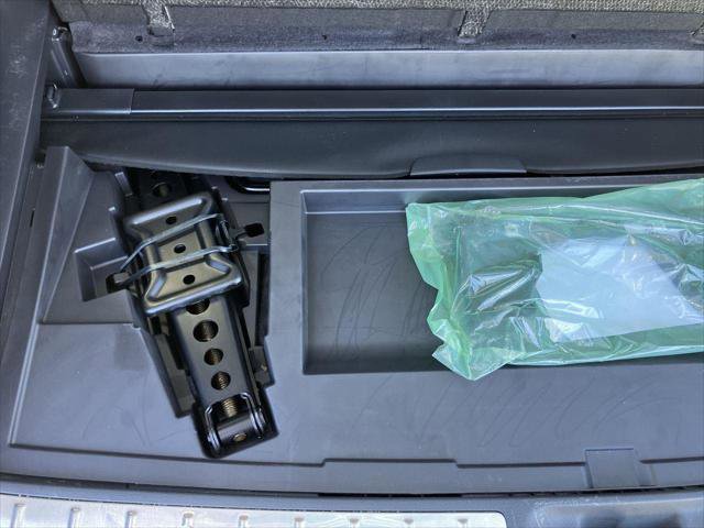 Certified 2024 Toyota Grand Highlander AWD image 34