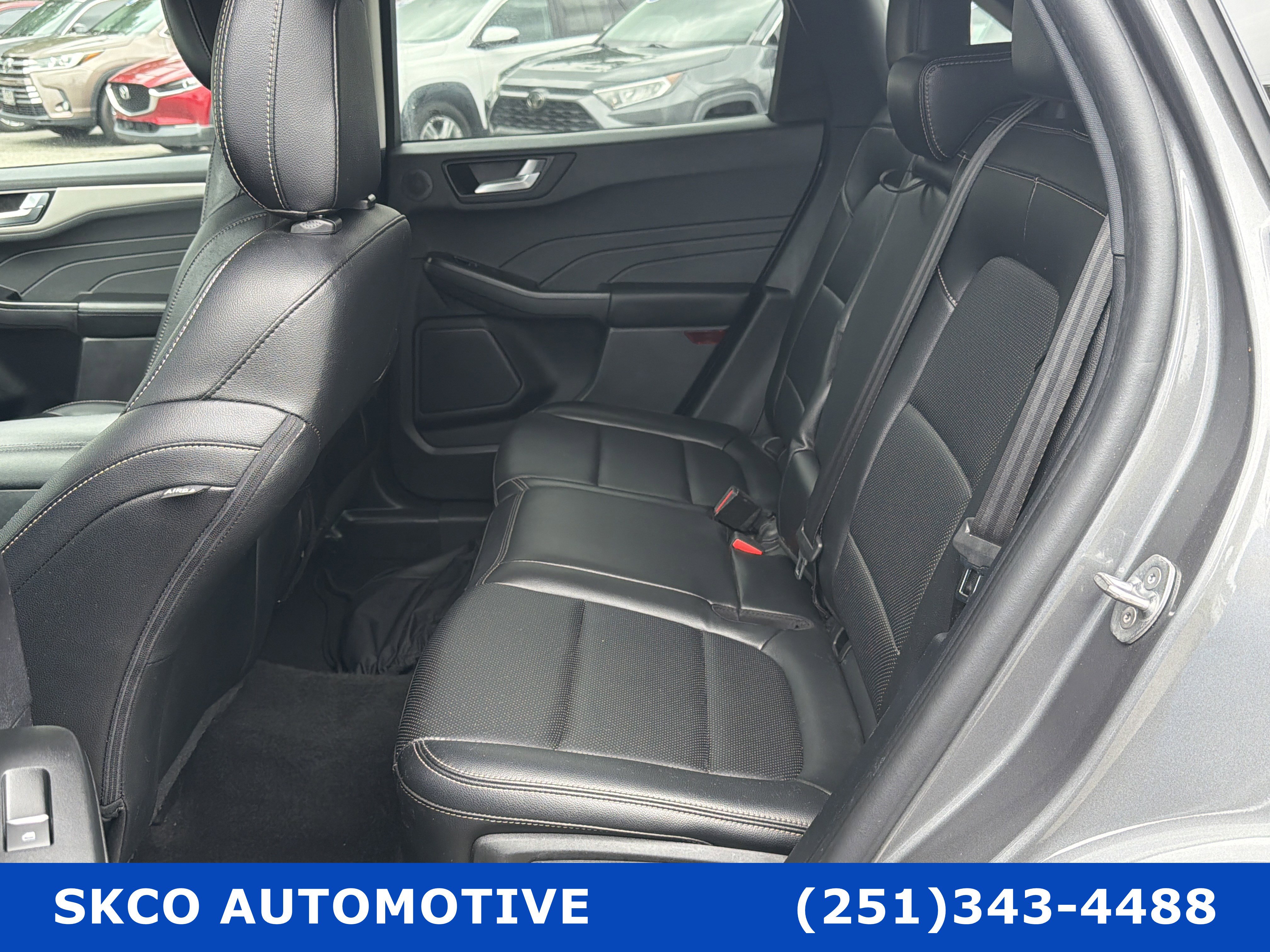 Used 2022 Ford Escape SEL w/ Technology Package FWD image 14