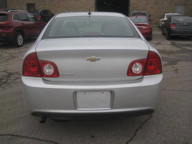Used 2010 Chevrolet Malibu LS image 6