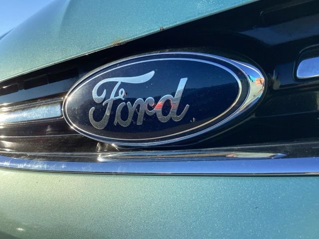 Used 2013 Ford Escape Titanium w/ Parking Technology Pkg AWD/4WD image 3