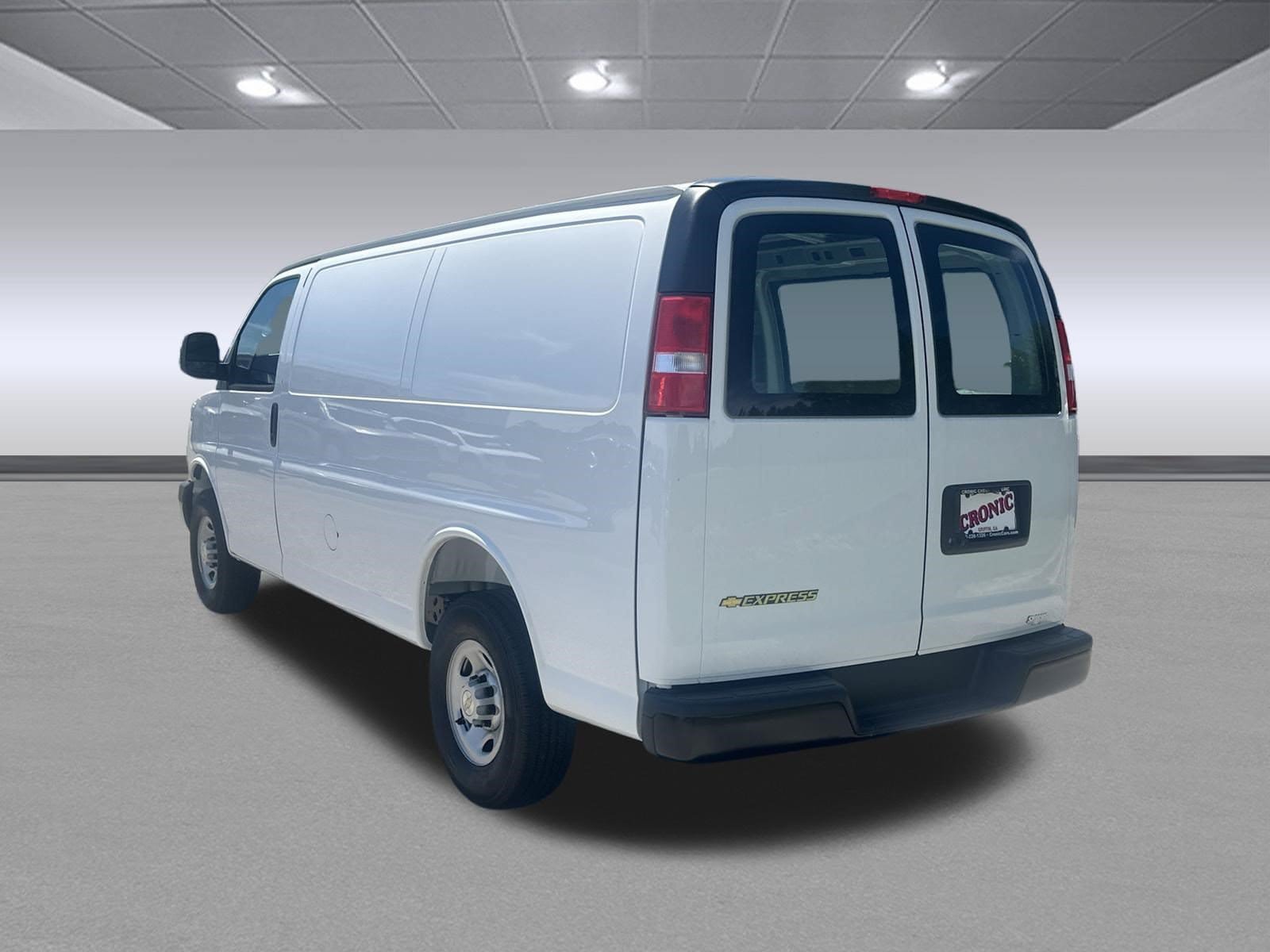 New 2026 Chevrolet Express 2500 w/ Driver Convenience Package RWD image 5