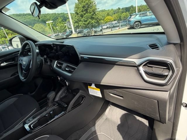 New 2026 Chevrolet TrailBlazer LS w/ LS Convenience Package AWD/4WD image 36