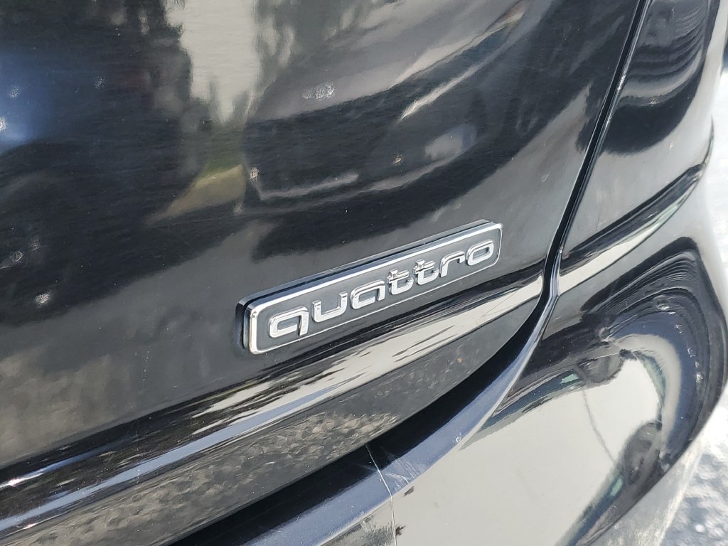 Used 2019 Audi Q8 Prestige w/ Luxury Package AWD/4WD image 9
