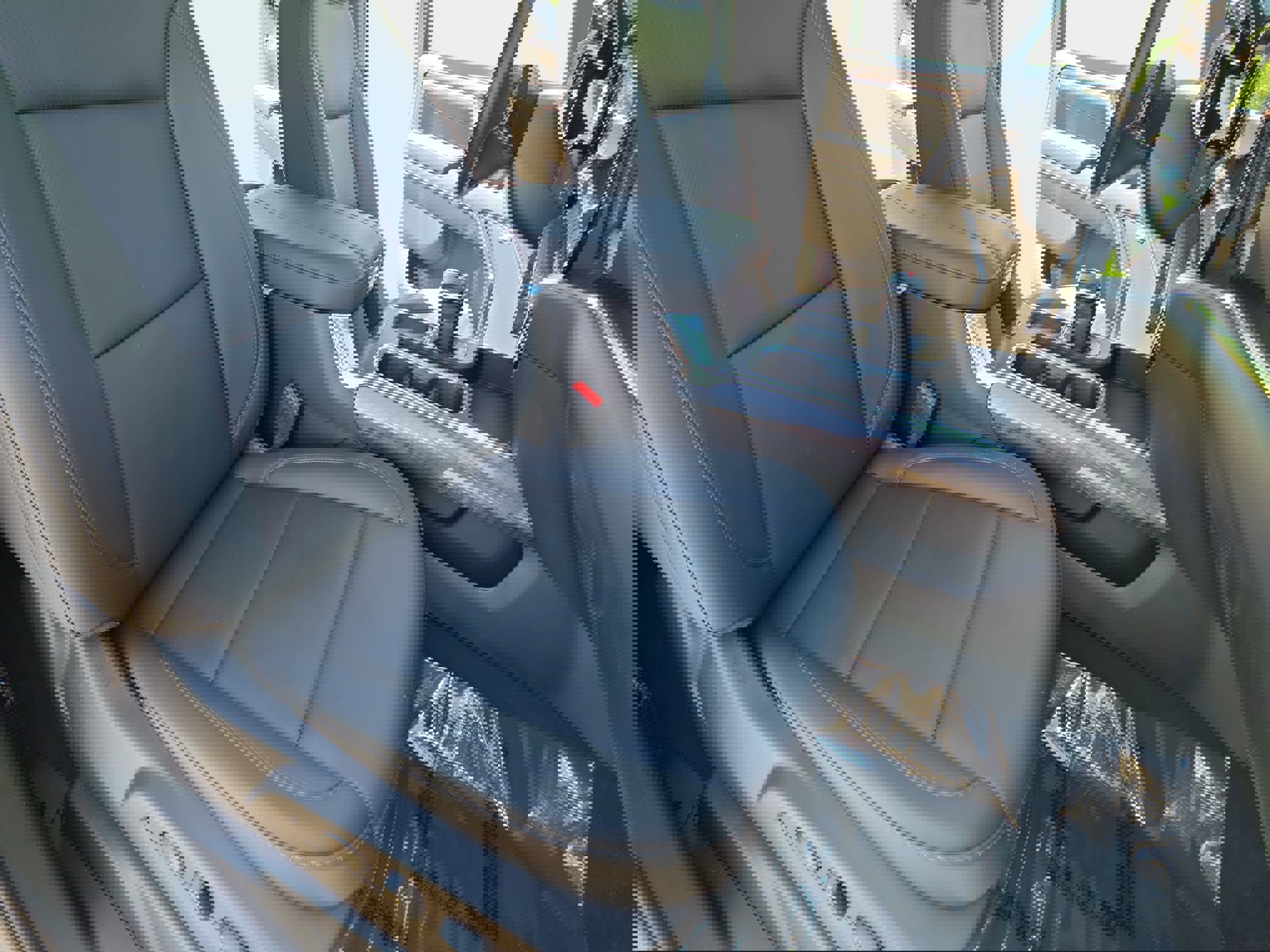 Used 2024 Chevrolet Silverado 1500 LTZ w/ LTZ Premium Package image 10