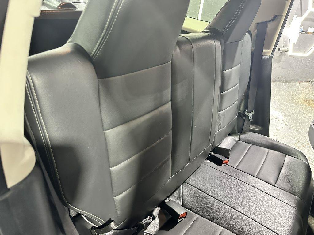 Used 2016 Jeep Patriot High Altitude AWD/4WD image 38
