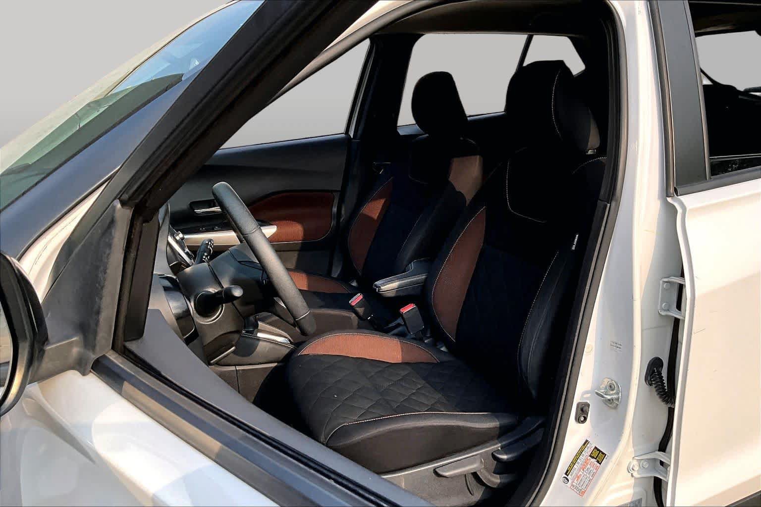 Certified 2020 Nissan Kicks SR FWD image 8